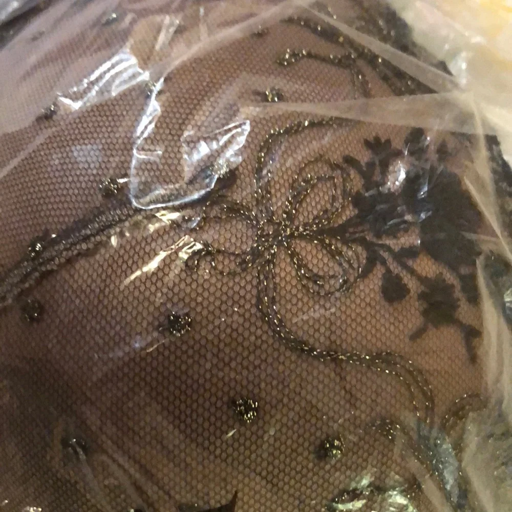 Victoria's Secret Brown Bra - Picture 2 of 9